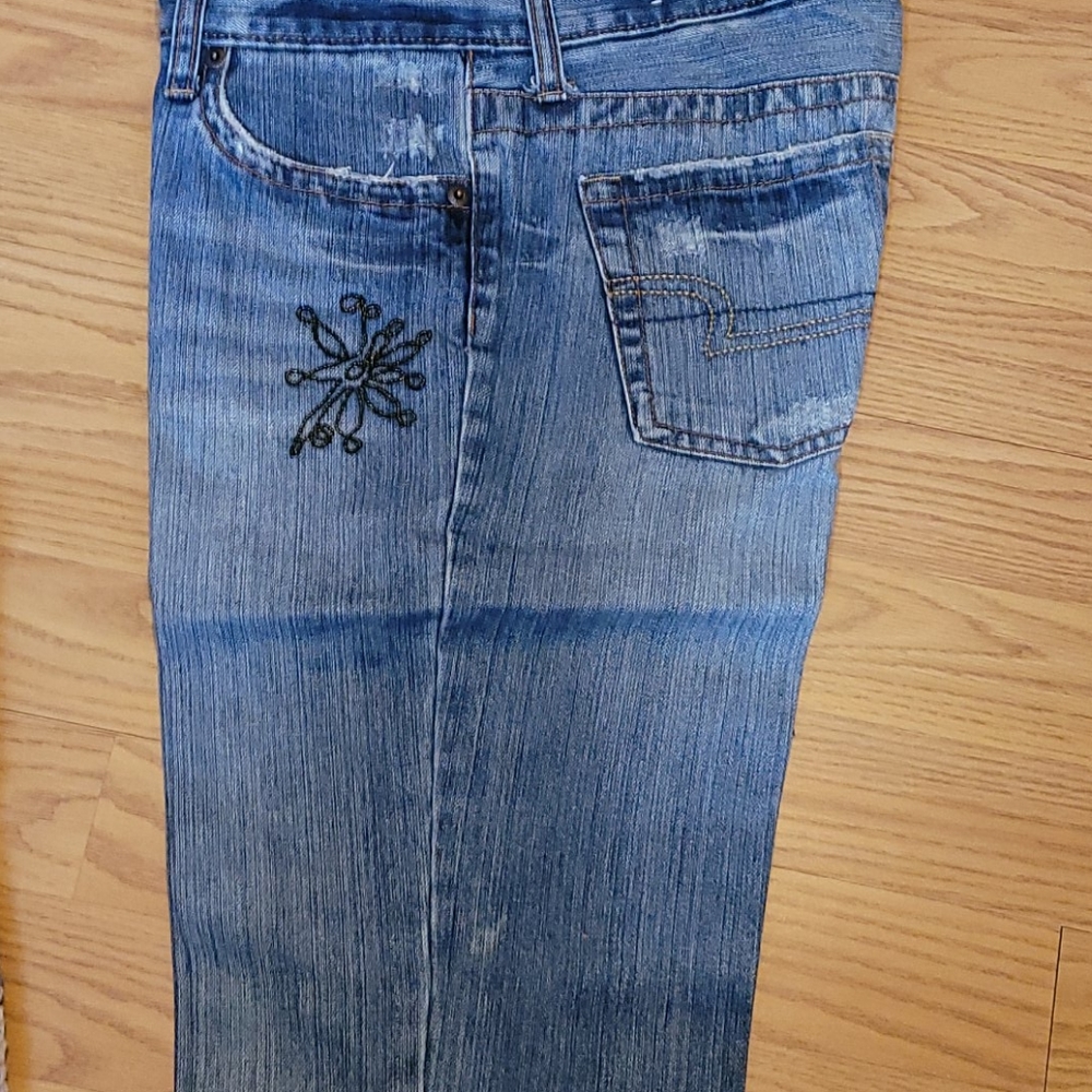 Jeans - Picture 2 of 4